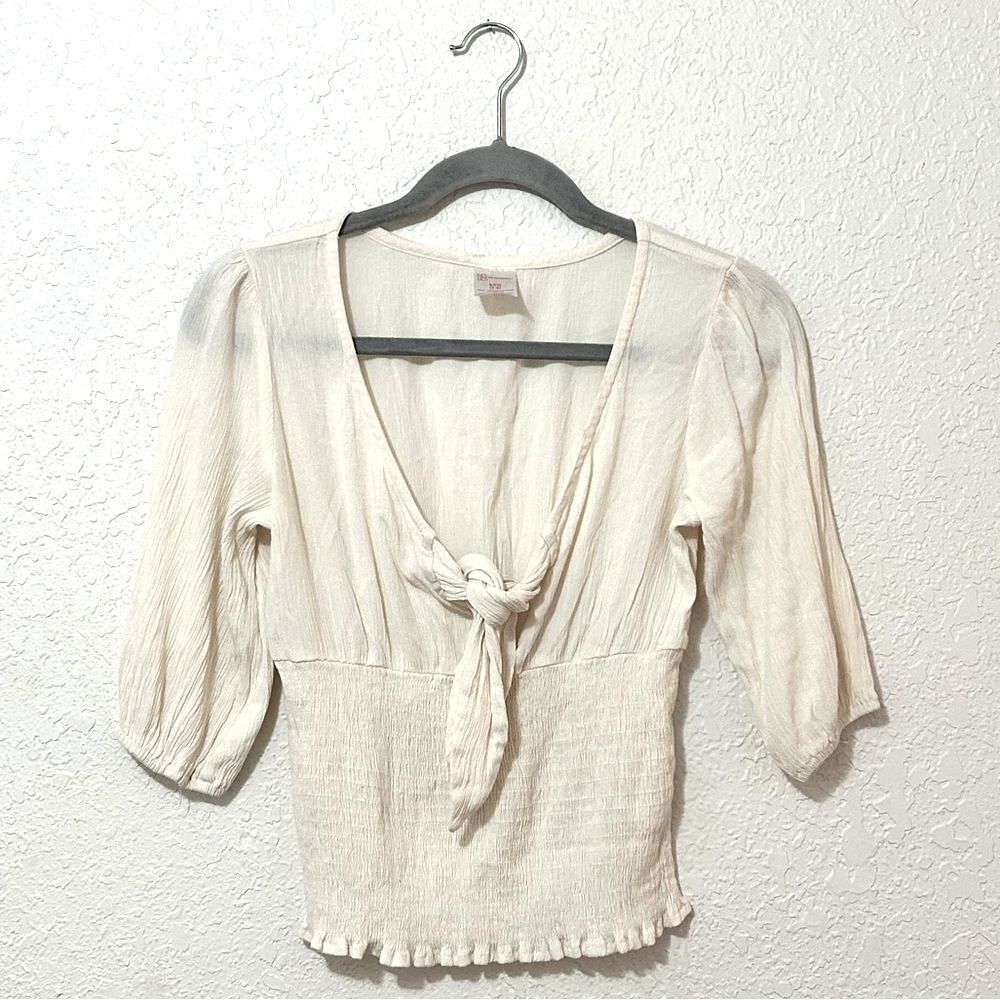 No boundaries cream boho top size small